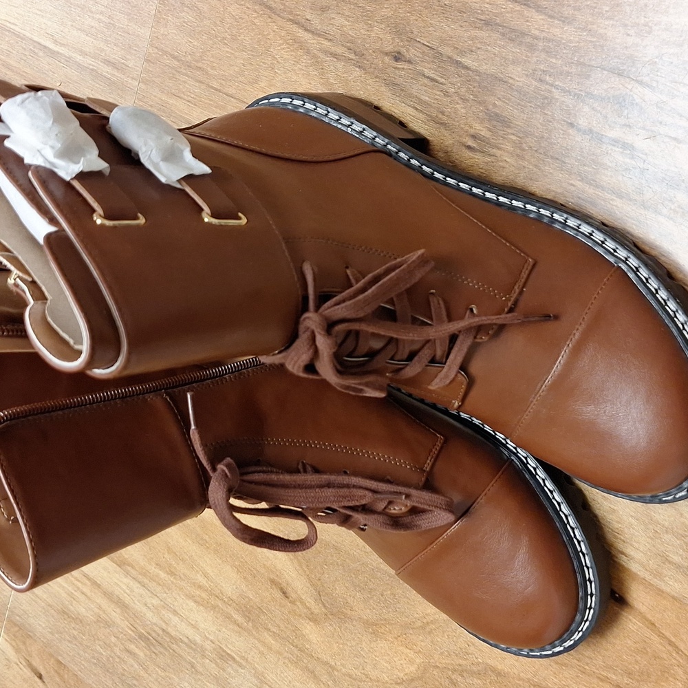 BCBG NEW BOOTS